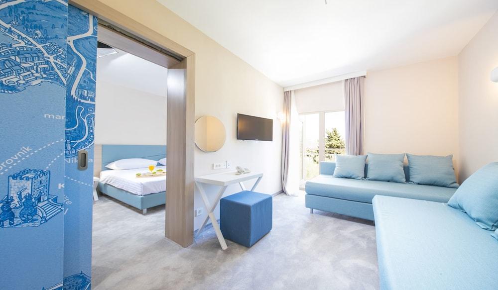 Port 9 Island Family Resort コルチュラ エクステリア 写真